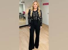 Kelly Clarkson jokes about getting "fired" after end of talk show