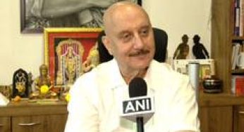 Anupam Kher expresses gratitude after being felicitated with special award at National Indian Film Festival of Australia
