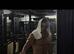 "Joe darr gaya vo mar gaya.." : Salman Khan shares ripped gym pics, drops cryptic note