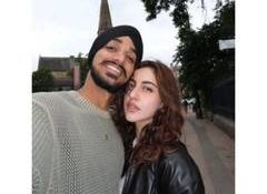 Arshdeep Singh makes relationship with actor-model Samreen Kaur Instagram official