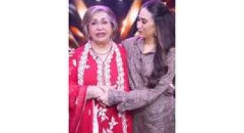 Karisma Kapoor reunites with Helen on sets of 'India's Best Dancer'