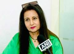 Poonam Dhillon urges producers to cast through CINTAA, says "middlemen cannot take undue advantage"