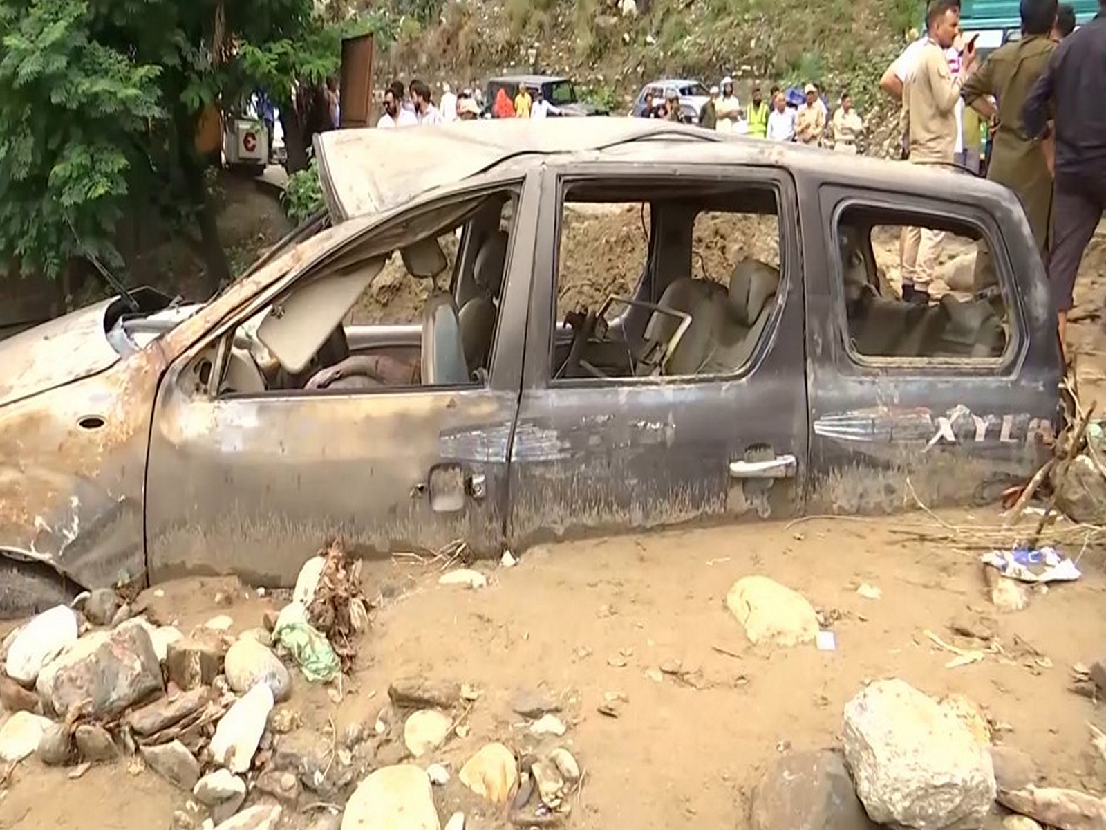 Flash floods disrupt Chenab Valley (Photo/ANI) Flash floods disrupt Chenab Valley (Photo/ANI)