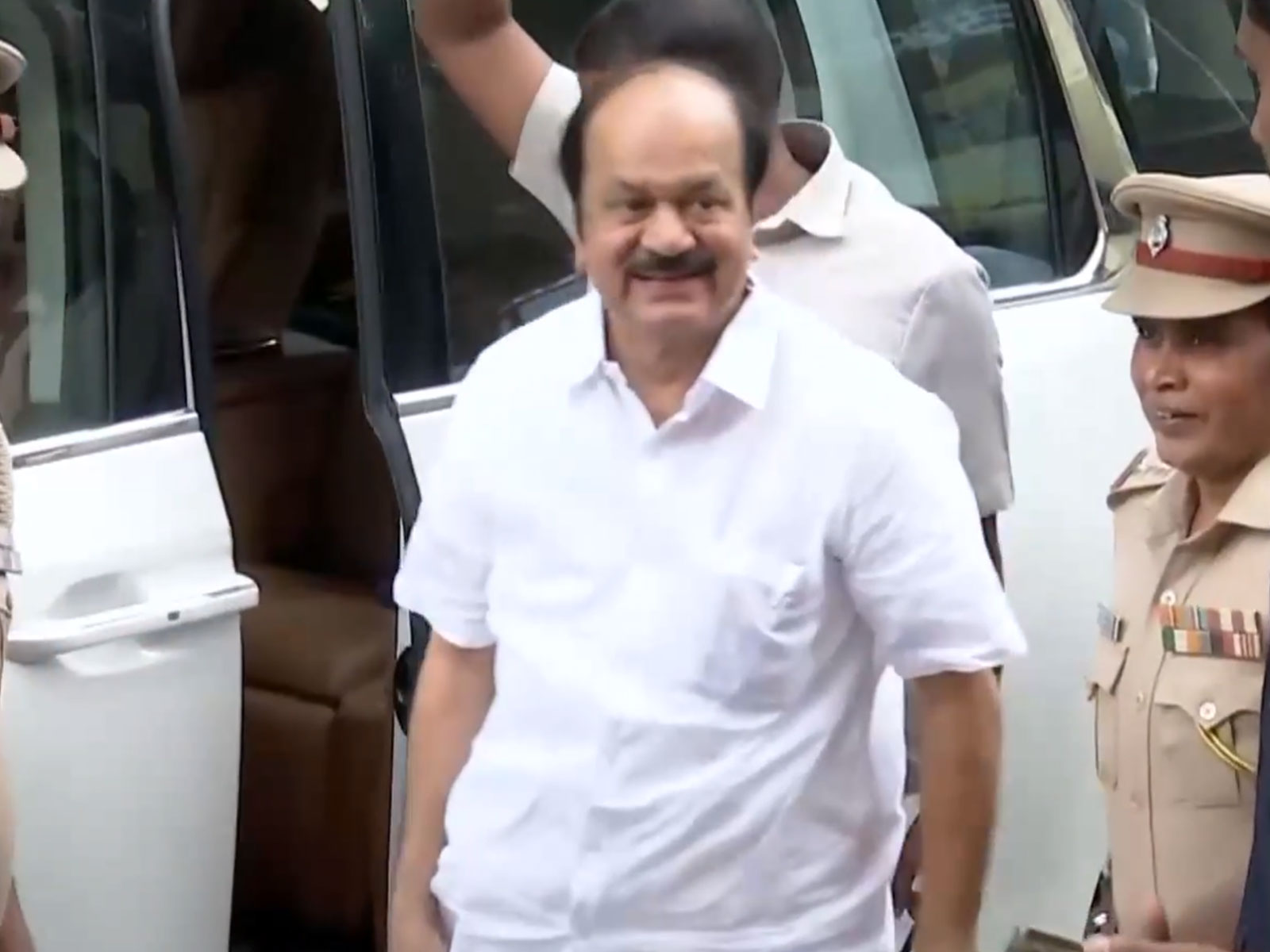 Tamil Nadu Assembly Speaker JCD Prabhakar visits Satyam theatre to watch 'Jana Nayagan' (Photo/ANI) Tamil Nadu Assembly Speaker JCD Prabhakar visits Satyam theatre to watch 'Jana Nayagan' (Photo/ANI)