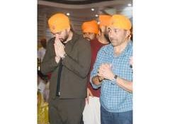 Sunny Deol seeks blessings at Takhat Sri Harimandir Ji Patna Sahib ahead of 'Batwara 1947' release