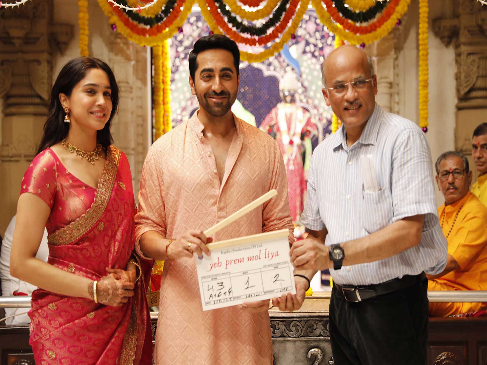 L-R Sharvari, Ayushmann Khurrana and Sooraj Barjatya (Photo/Instagram@ayushmannk) L-R Sharvari, Ayushmann Khurrana and Sooraj Barjatya (Photo/Instagram@ayushmannk)