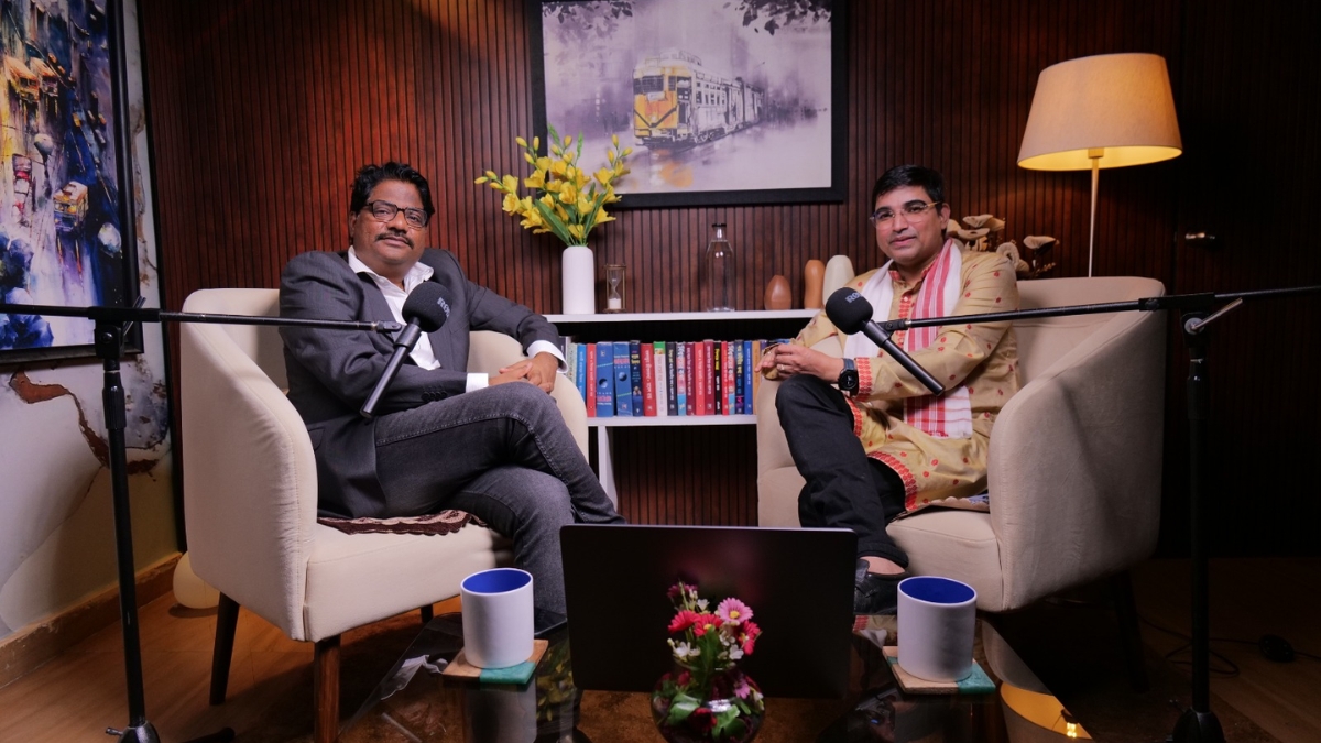 Silicon Valley’s AI Stumbles on Ethics as Indian Duo Launches HiMirrorly—The World’s First Self-Limiting, Zero-Hallucination ‘Honest Mirror’