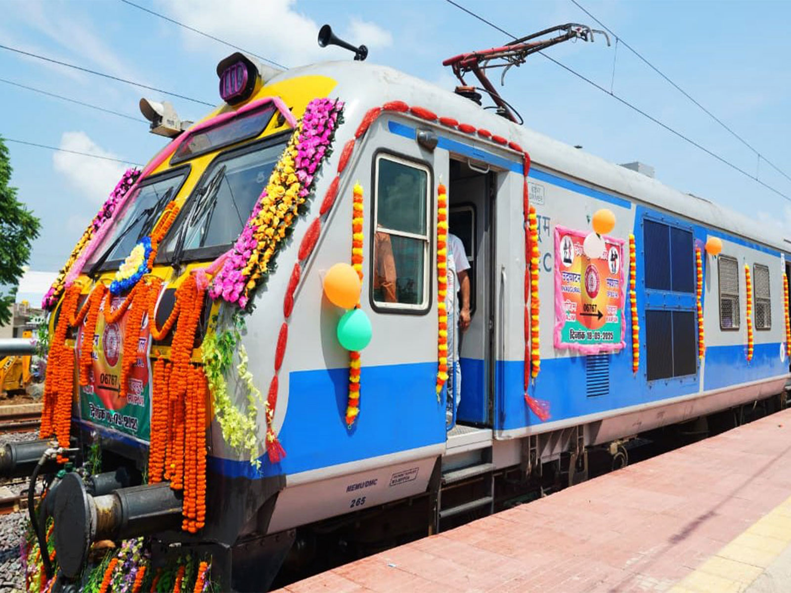 Cabinet clears Rs 13,040 crore rail, highway projects across four states