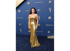  Selena Gomez's gold dress shines brightly on red carpet as Emmy Awards are underway