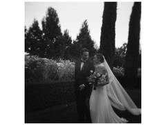 ‘Bridgerton’ star Phoebe Dynevor marries Cameron Fuller in Provence
