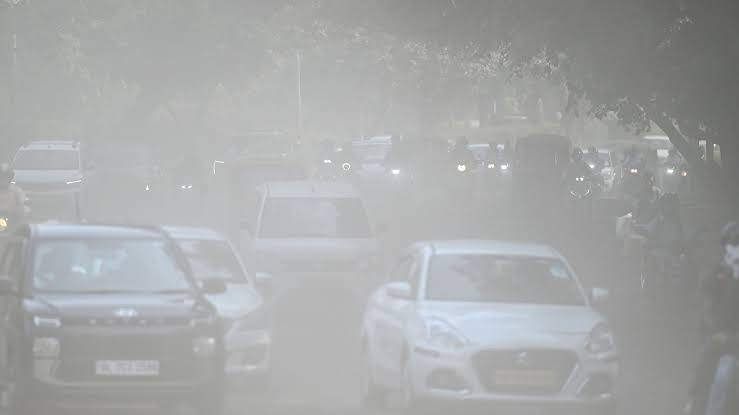 Delhi announces WFH, higher parking fees for winter pollution season