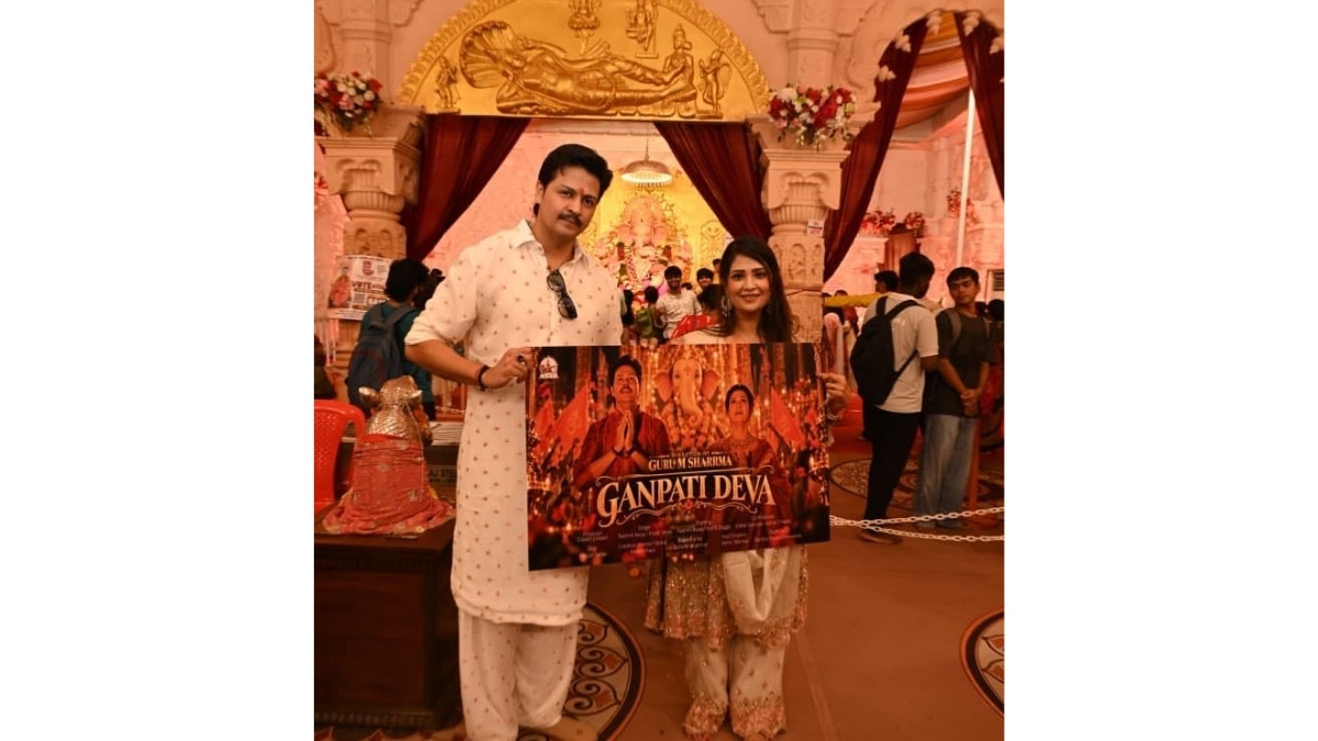 A Divine Double Blessing for Singer Rashmi Arya: ‘Ganpati Deva’ Unveiled Under the Auspicious Blessings of Lalbaugcha Raja & Andhericha Raja