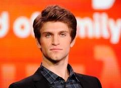 'Pretty Little Liars' actor Keegan Allen left bleeding after being attacked, robbed at gunpoint