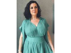Melanie Lynskey bags role in ‘Mushroom Murders’