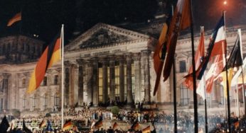 German Unity Day: How a divided nation became one again